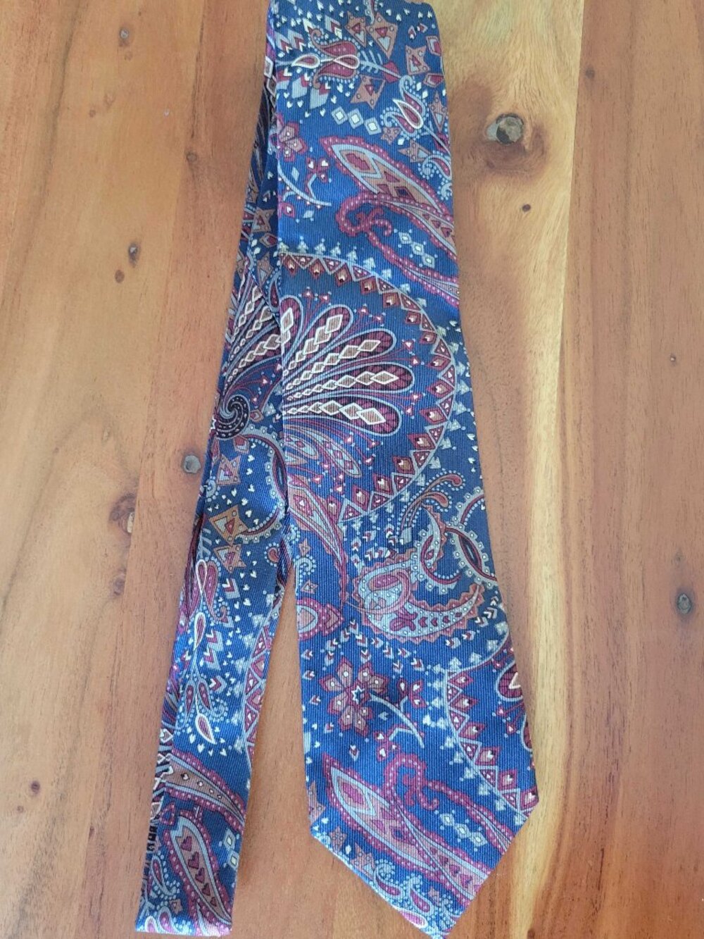 Chanel 100% Silk Tie Paisley Print Blue Burgundy Made in Italy Preppy Luxury